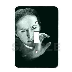  Houdini   Glow in the Dark Light Switch Plate Everything 