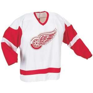  Detroit Red Wings Replica Road CCM Jersey: Sports 