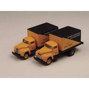  Classic Metal Works 50250 IH R 190 Exprss Van/B&O: Toys 