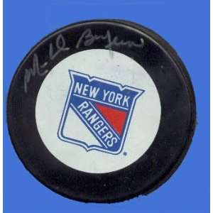  Michele Bergeron Autographed Hockey Puck: Sports 