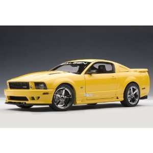 Saleen Mustang S281 Extreme 1/18 Yellow: Toys & Games