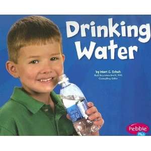  DRINKING WATER: Mari C. Schuh: Books
