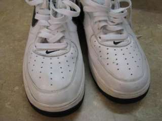NIKE AIR FORCE 1 White/Black GREAT CONDITION US 12,UK11  