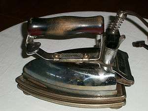VINTAGE IRON GENERAL ELECTRIC HOTPOINT CALROD SUPER MODEL R WITH 