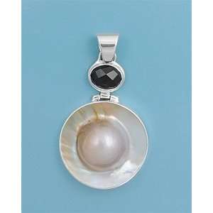  Sterling Silver Pendant   Genuine Mabe Pearl   Black Cubic 