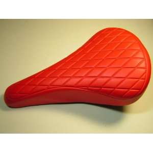   padded bicycle seat saddle   Troxel style   RED: Sports & Outdoors