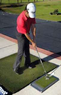 The patented design of Fairway Pro includes a top turf tray that 