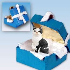    Black & White Manx Blue Gift Box Cat Ornament: Home & Kitchen