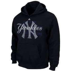   Yankees Youth Game Day Intensity Hoodie   Navy Blue: Sports & Outdoors