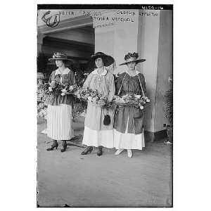    Helen Crocker,Georgia Appleton,Virgina Mitchell