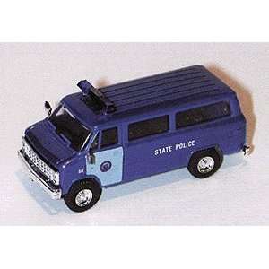    Trident HO Massachusetts State Police   Chevy Van: Toys & Games