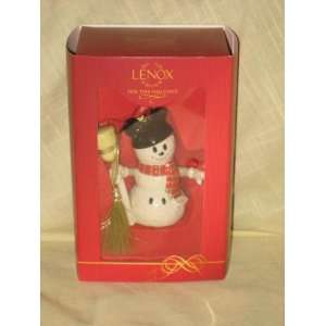  Lenox MICKEYS SNOW DAY Porcelain Christmas Tree Ornament 