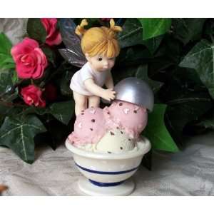  Fairy Scooping Ice Cream Kitchen Fairy Figurine: Home 