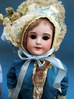 French Doll S.F.B.J 301 Beautiful doll has all her eyelashes marked 21 