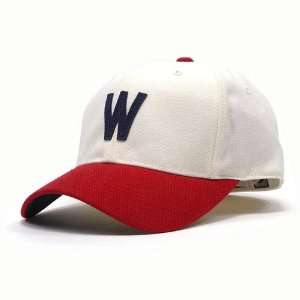  1926 White Throwback Fitted Cap by American Needle
