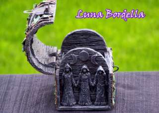 Be sure to see the matching oil burner, scrying bowl, scrying mirror 