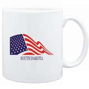    Mug White  FLAG USA South Dakota  Usa States: Sports & Outdoors