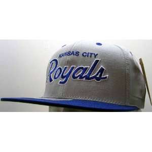  Kansas City Royals Vintage Retro Snapback Cap: Sports 