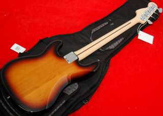 New Fender ® 70s Precision Bass, P Bass, Maple Fretboard, 3 Color 