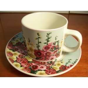 Floral Design Fine Ceramic Tea and Coffee Cup and Saucers    Set of 4 
