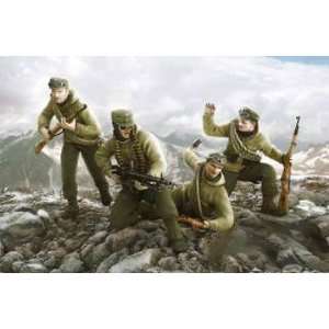  Mountain Infantry (6) 1 35 Zvezda Toys & Games