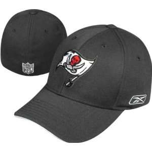 Tampa Bay Buccaneers Tonal Flex Fit Hat:  Sports & Outdoors
