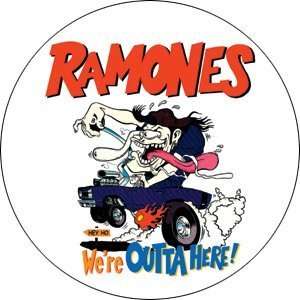  The Ramones Outta Here Button B 0845: Toys & Games