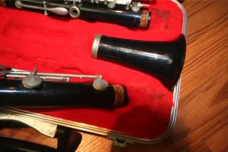 VINTAGE BRUNO CLARINET BY BOOSEY & HAWKES SN1882  