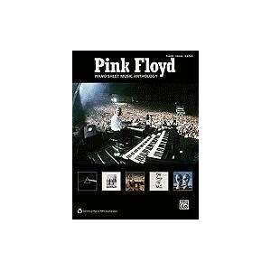    Piano/Vocal/Guitar [Sheet music] Alfred Publishing Staff Books