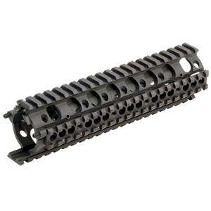 SureFire Picatinny Rail Forend for M4 MidLength Carbine Picture 1 