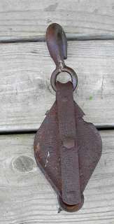 Vermont ANTIQUE BARN FARM Metal PULLEY TOOL  
