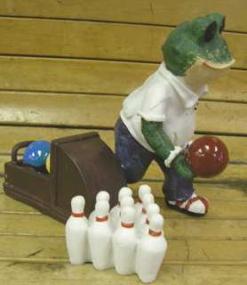 Funky FROG bowling w/ BALL, PINS and BALL RETURN NEAT  