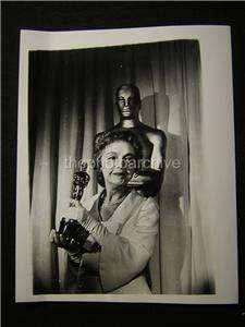   Lillian Gish Oscar Academy Awards Ceremony Hollywood CA PHOTO 417H