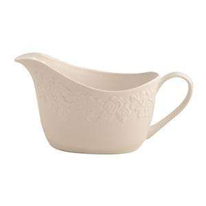  Rayware Country Leaves Gravy Boat