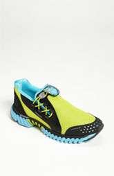 Womens Active Shoes and Athletic Shoes  