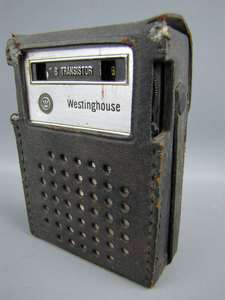 Vintage WESTINGHOUSE Transistor Radio Model H 914 Black  